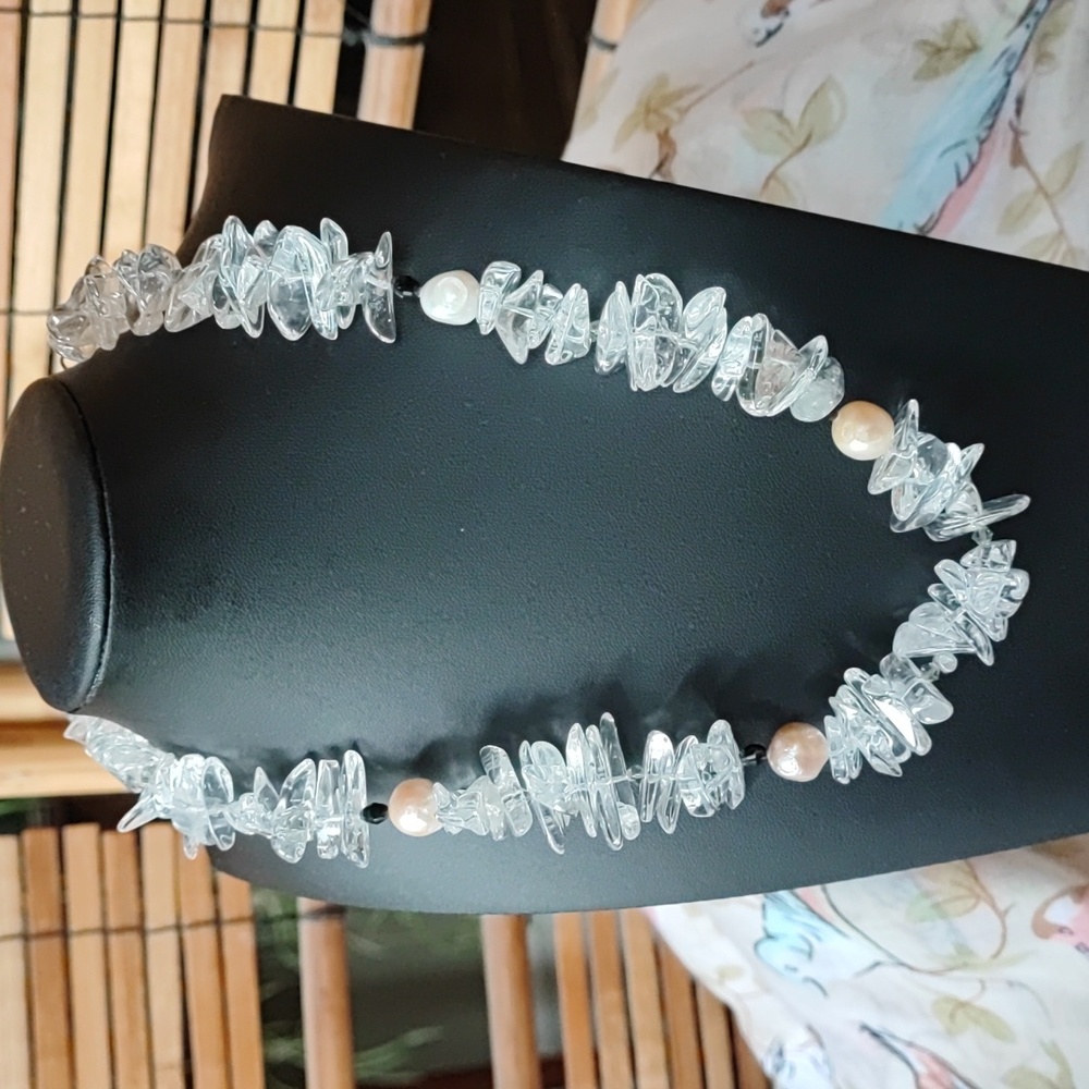 Faux Clear Melting Ice Shards Pearls Necklace NEW Tumbled Glass Beachcore Beachy